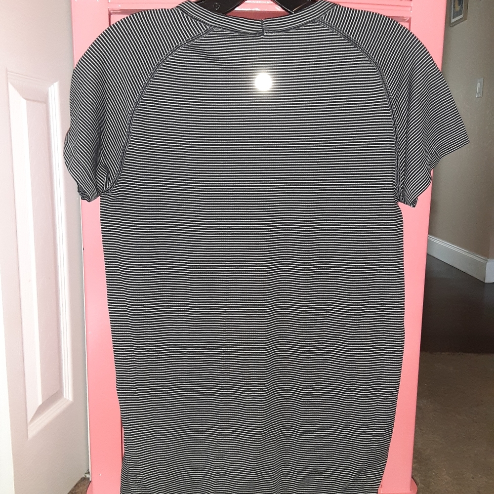 Lululemon Swiftly Tech Hyper Stripe Black Shirt Sold!!! - Picture 7 of 12